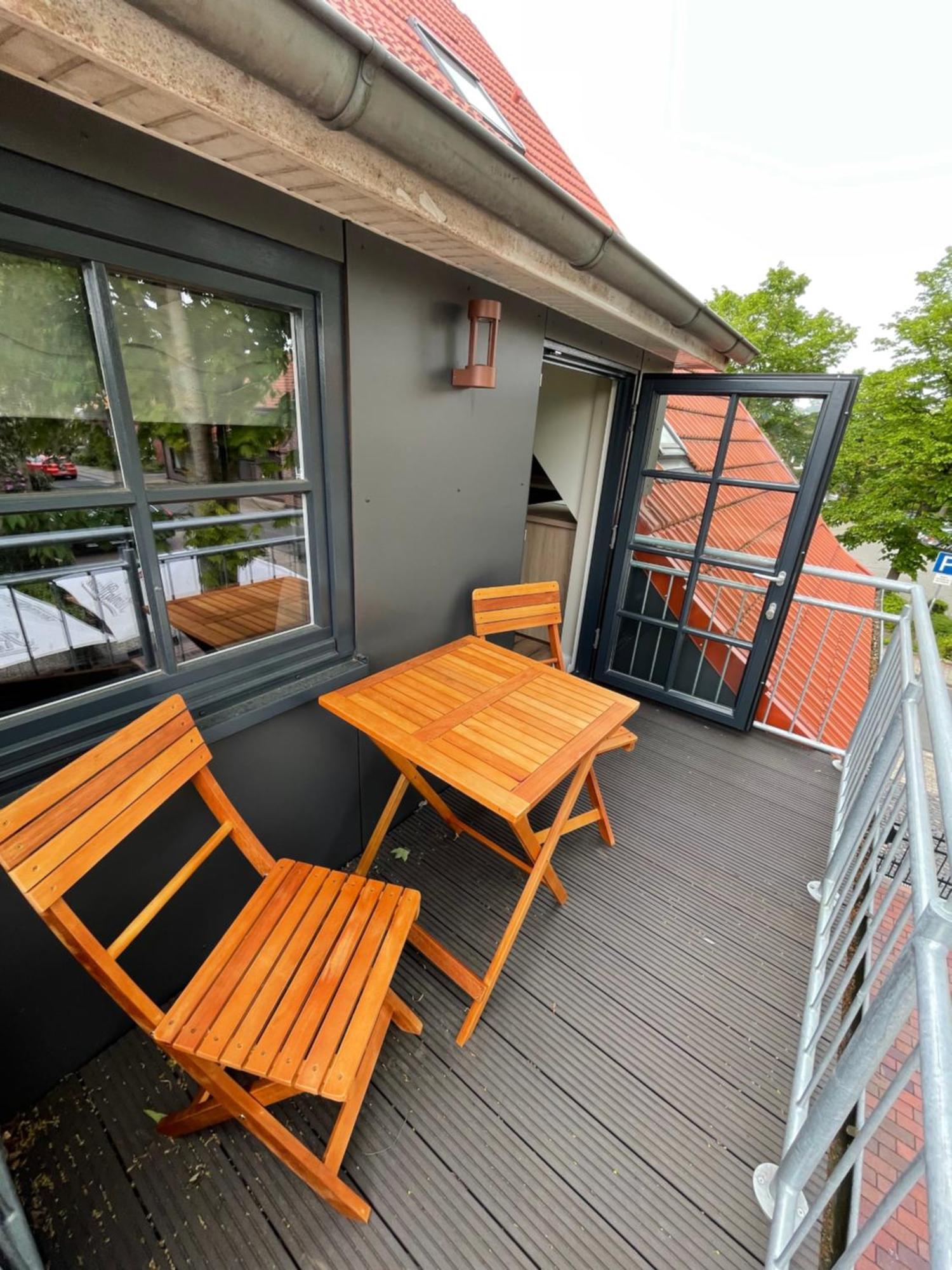 Luxus Lindenhof Apartments Zetel Exterior photo